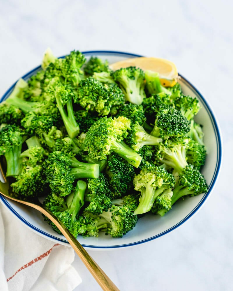Boiled Broccoli (Easy & Delicious!) – A Couple Cooks