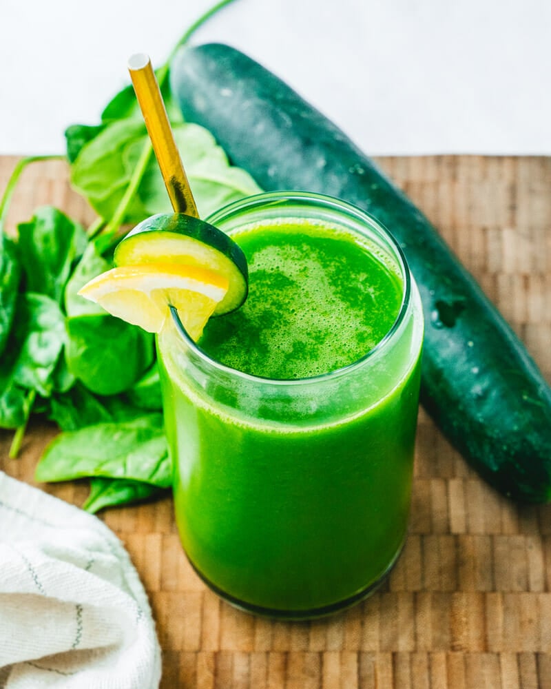 Green Juice Recipe (Easy & Delicious!) – A Couple Cooks