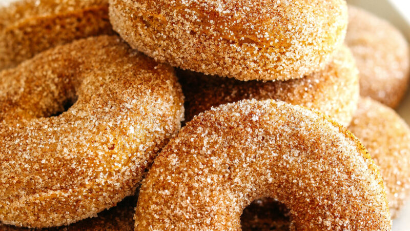 Baked Apple Cider Donuts – Eat Yourself Skinny
